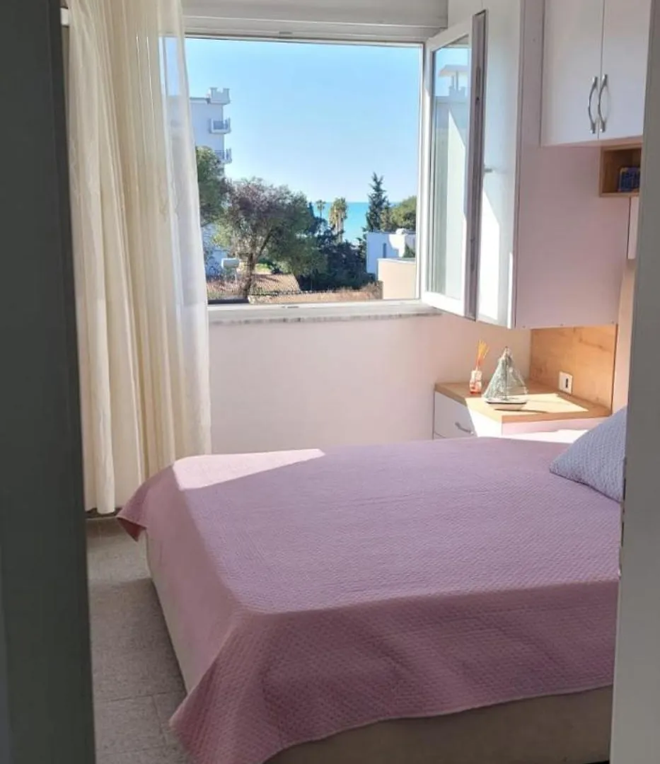 Perla Apartment 4 - Seaview Голем